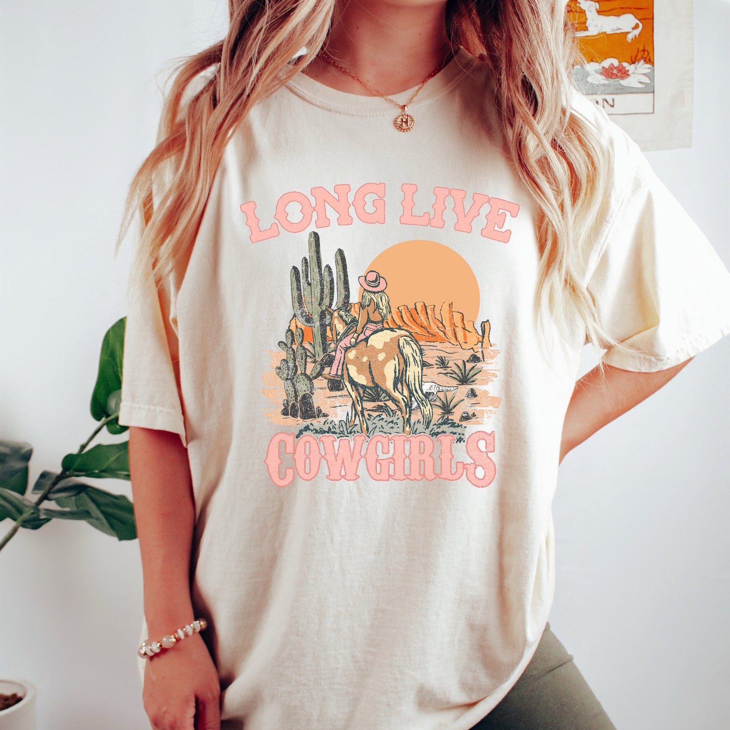 Long live cowgirls tee, comfort colors vintage inspired t-shirt, comfort colors shirt, Nashville tee, music city, tennessee tee, cowboy tee