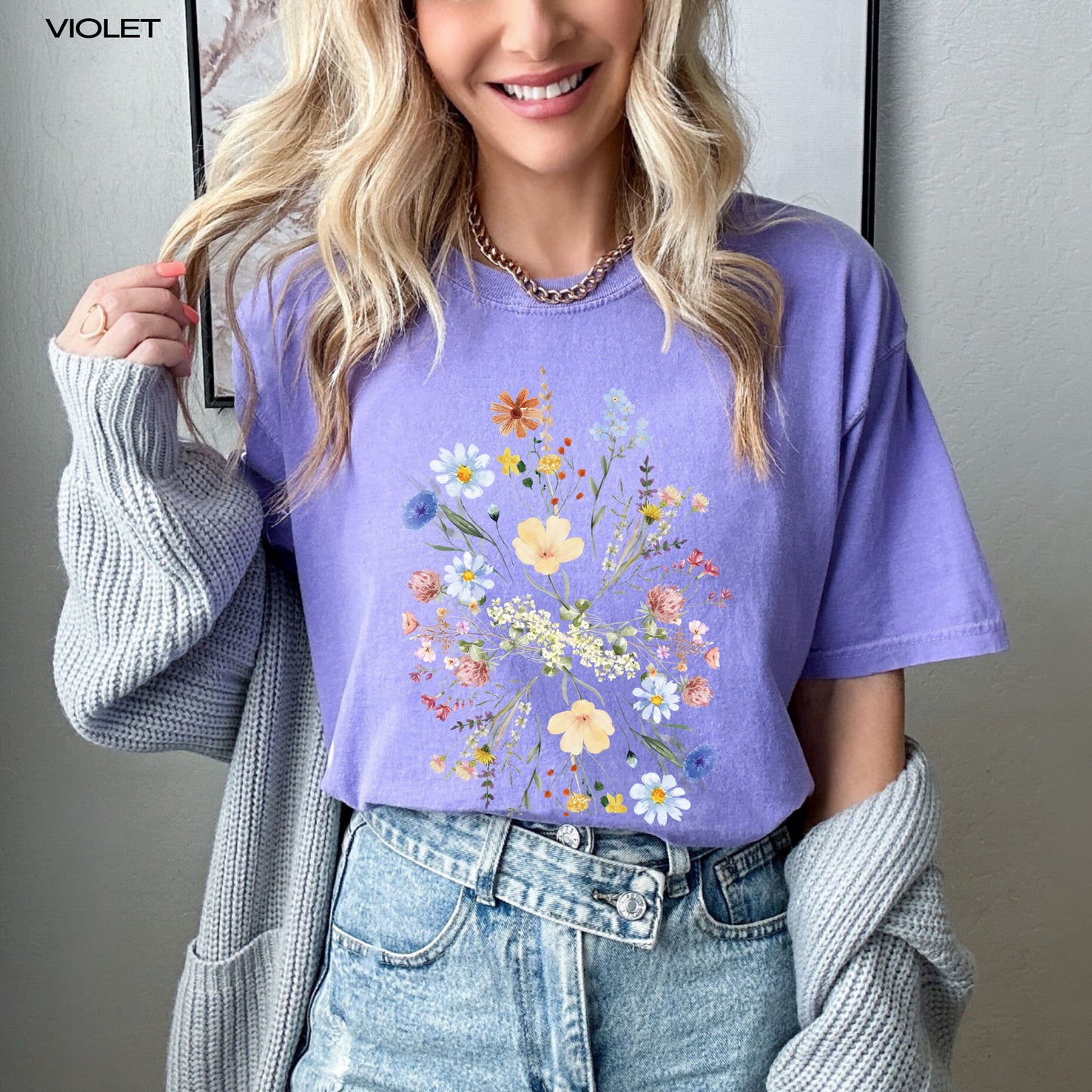 Wildflowers t-shirt, comfort colors shirt, cottagecore aesthetic outfit, trending summer, easter gifts, niece birthday gift, boho, botanical