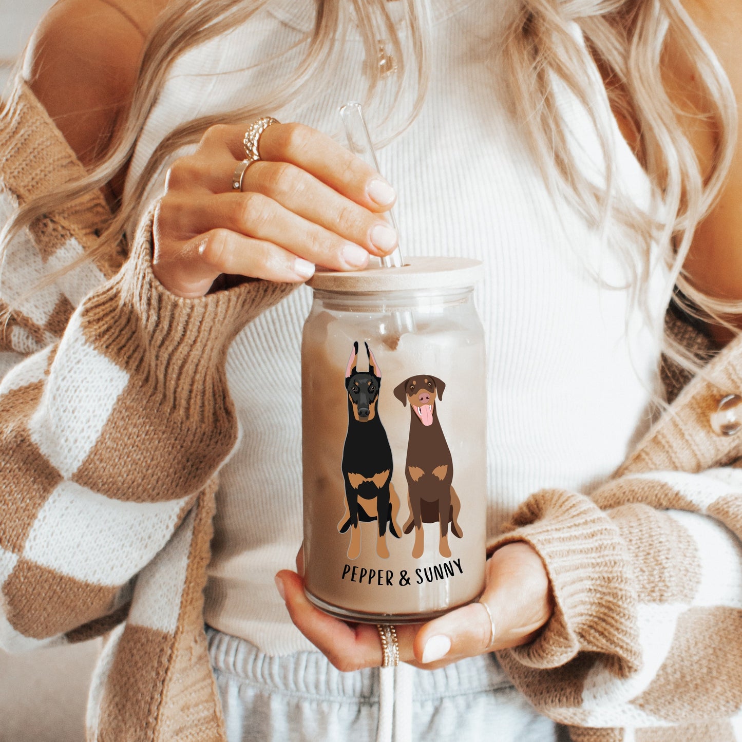 Doberman coffee glass with lid and straw, brown doberman gifts, dobbie mom gift, mothers day gift, daughter birthday gift, red doberman,