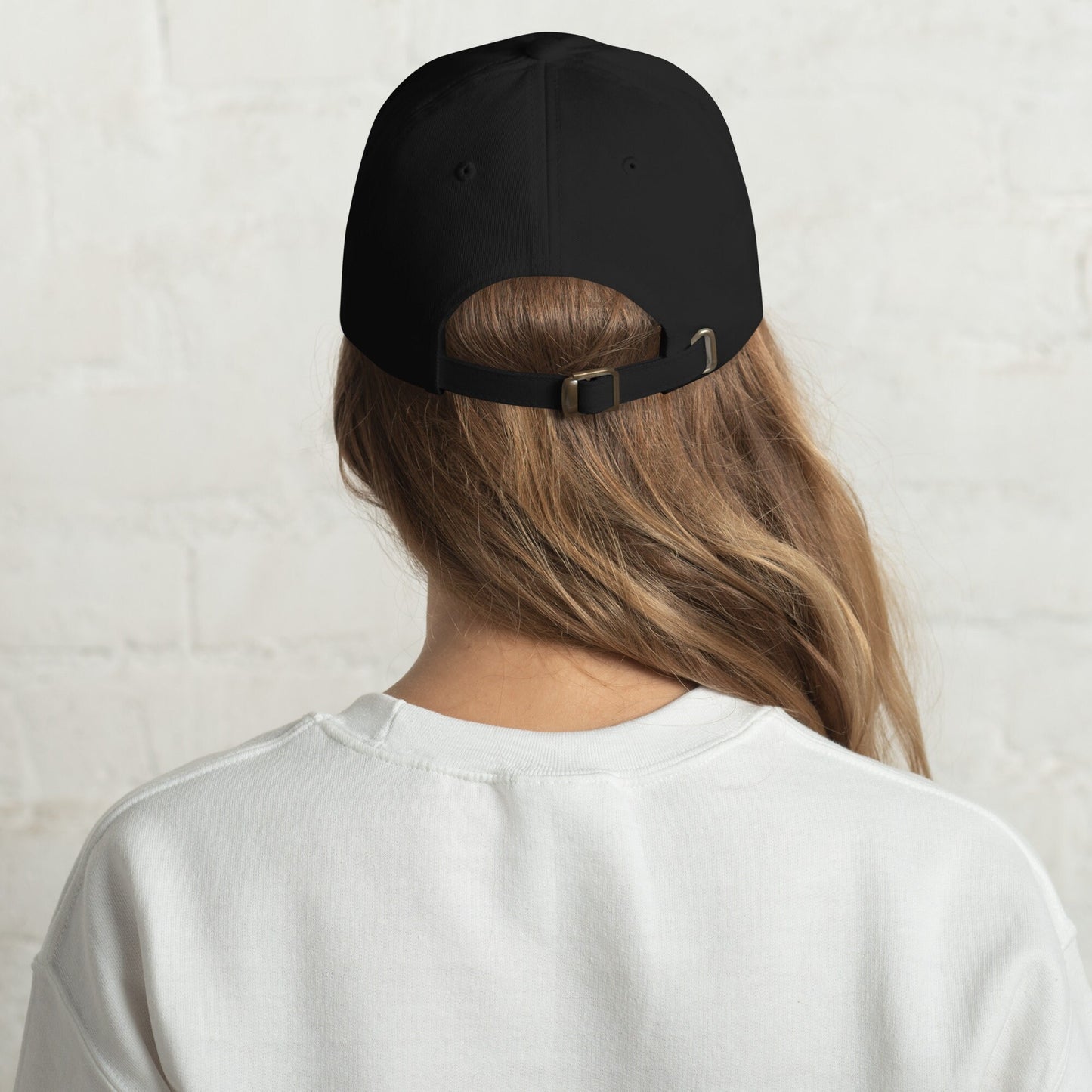 Embroidered yellow Labrador Retriever hat