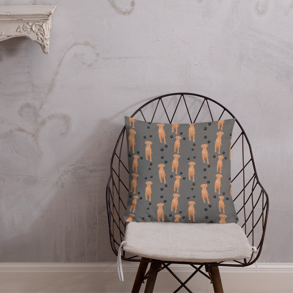 Dark Gray Vizlsa Throw Pillow ywd4kc-br.myshopify.com