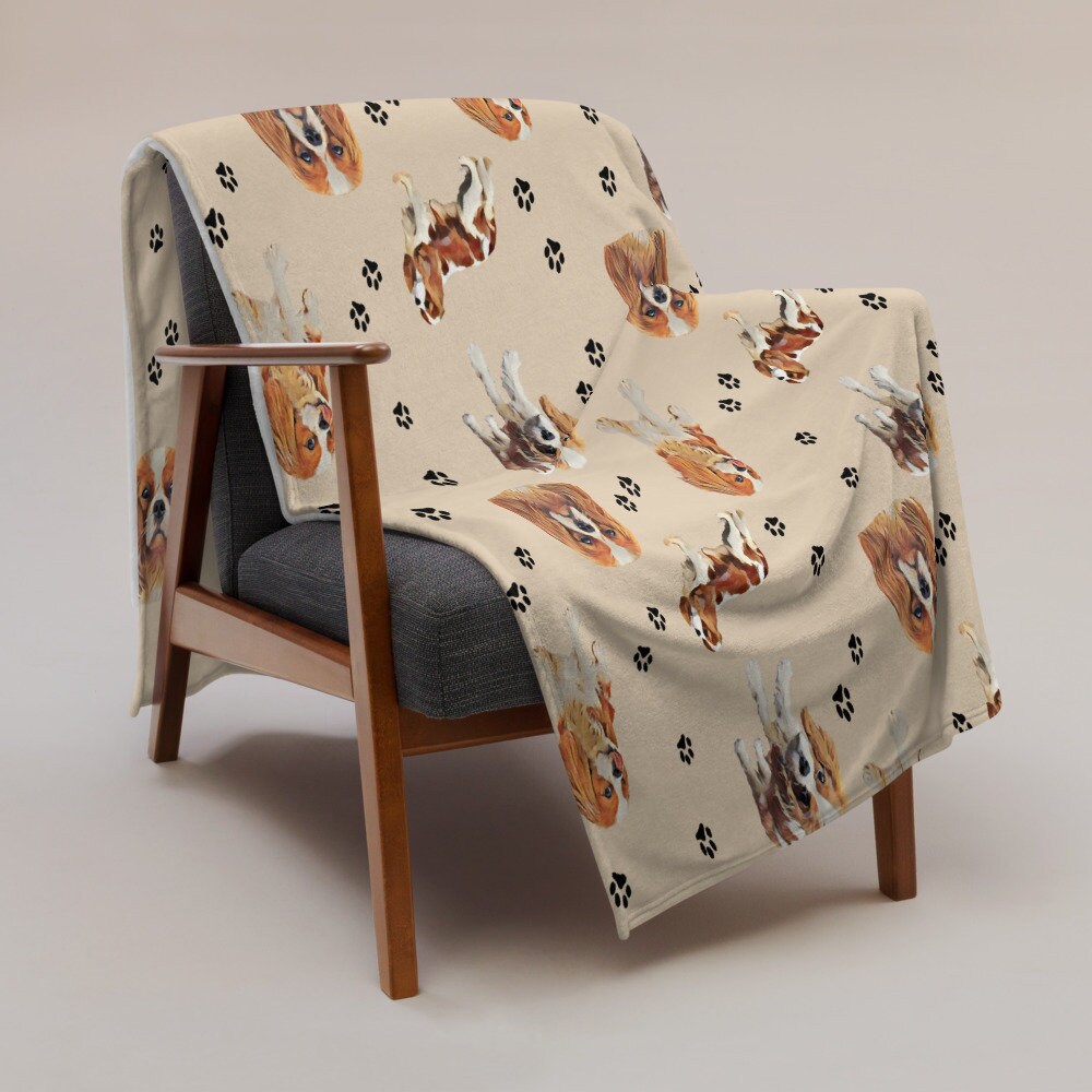 King Charles Cavalier Spaniel Blanket With Dog Paw Print ywd4kc-br.myshopify.com