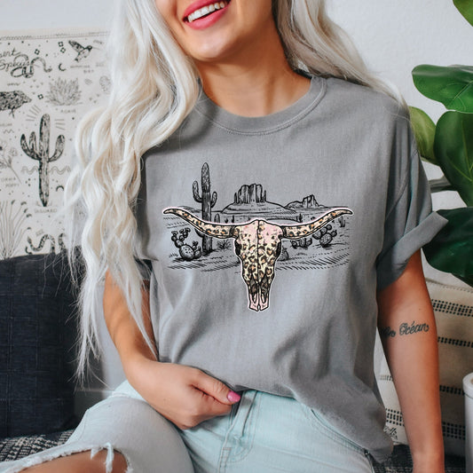 Southwestern Skull Comfort Colors T-Shirt ywd4kc-br.myshopify.com