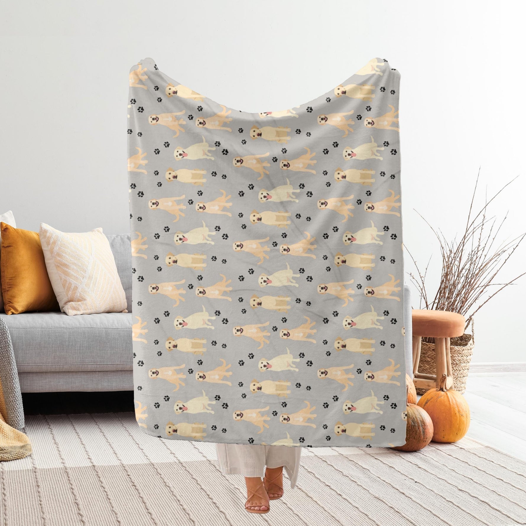 Yellow Labrador Retriever blanket with paws ywd4kc-br.myshopify.com