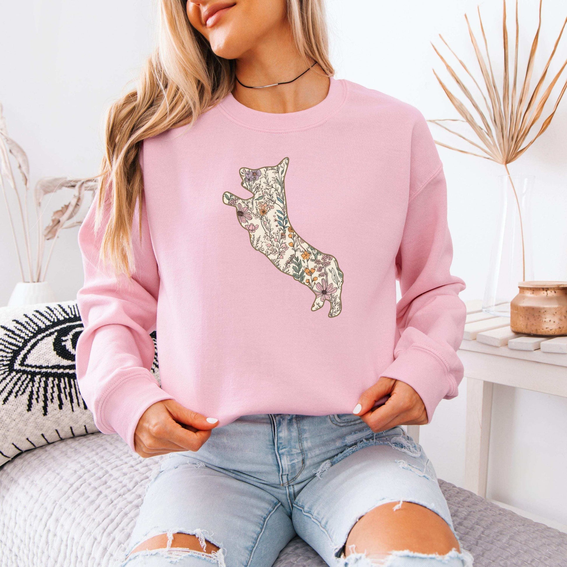 Wildflower Corgi Shirt, corgi gift, tricolor corgi mama sweatshirt, puppy mom sweater, gift for dog owner, corgi breeder gift, corgi grandma