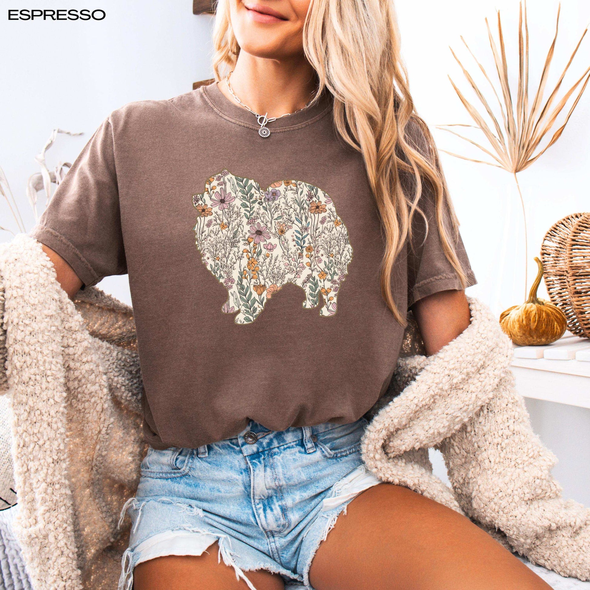 Wildflower Pomeranian Spitz Shirt, pomeranian dog gift, spitz mama sweatshirt, pom puppy sweater, gift for dog owner, pomeranian breeder