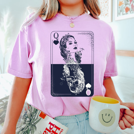 Queen of hearts t-shirt, comfort colors tee, oversized tee, vintage feminist shirt, retro tarot shirt, tarot gifts, single girlie gift