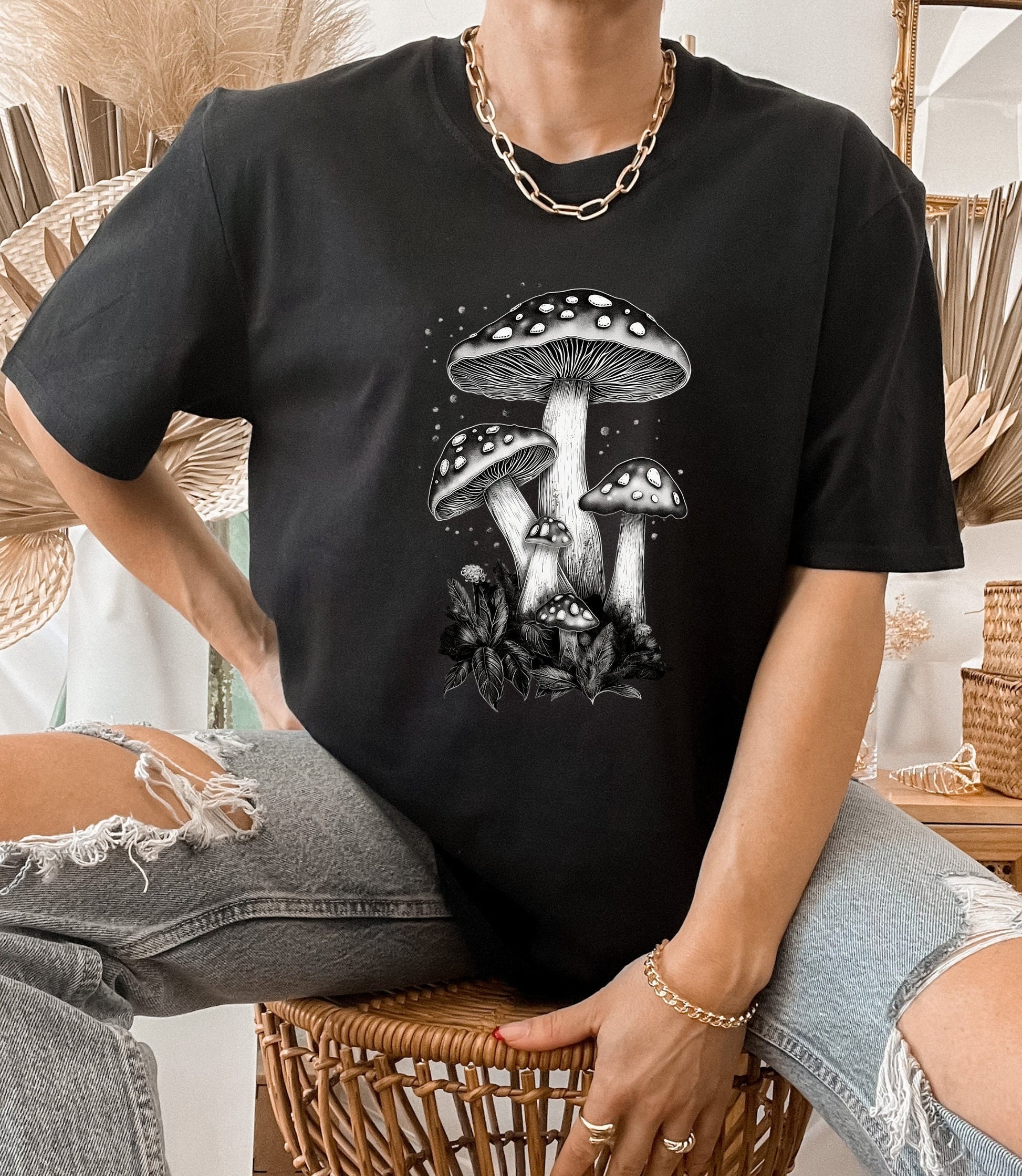 Magical mushroom t-shirt, mystical mushroom shirt, line art mushroom, mushroom gifts, birthday gift, mushroom lover shirt