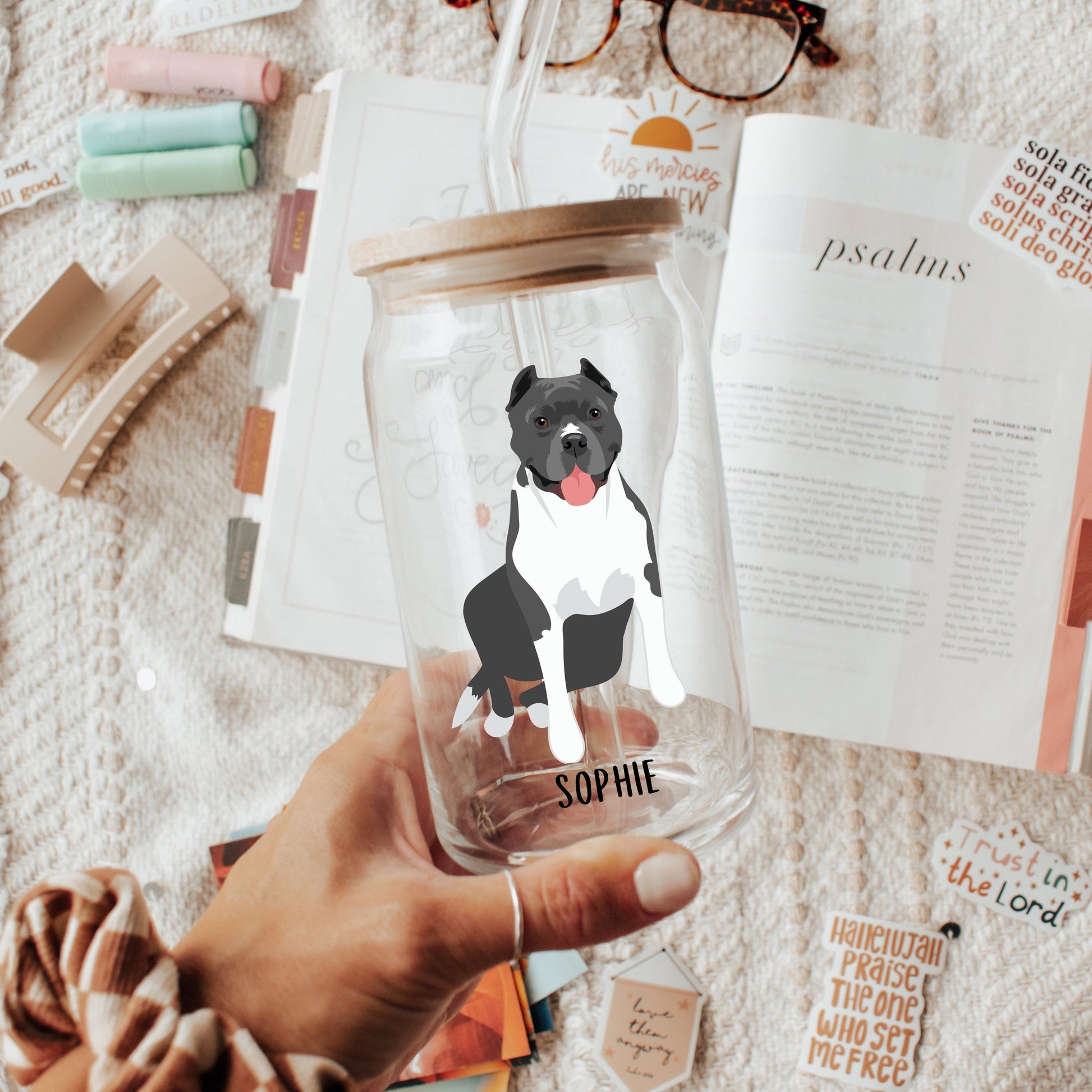 Pitbull coffee glass with lid and straw, pitbull gifts, pitty mom gift, mothers day gift, daughter birthday gift, rescue dog tumbler