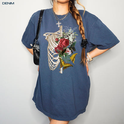 Skeleton rib vintage t-shirt, ribcage shirt, retro skeleton tee, 90s skull shirt, spooky season shirt, Y2k skull tee, 2000s oversize tee
