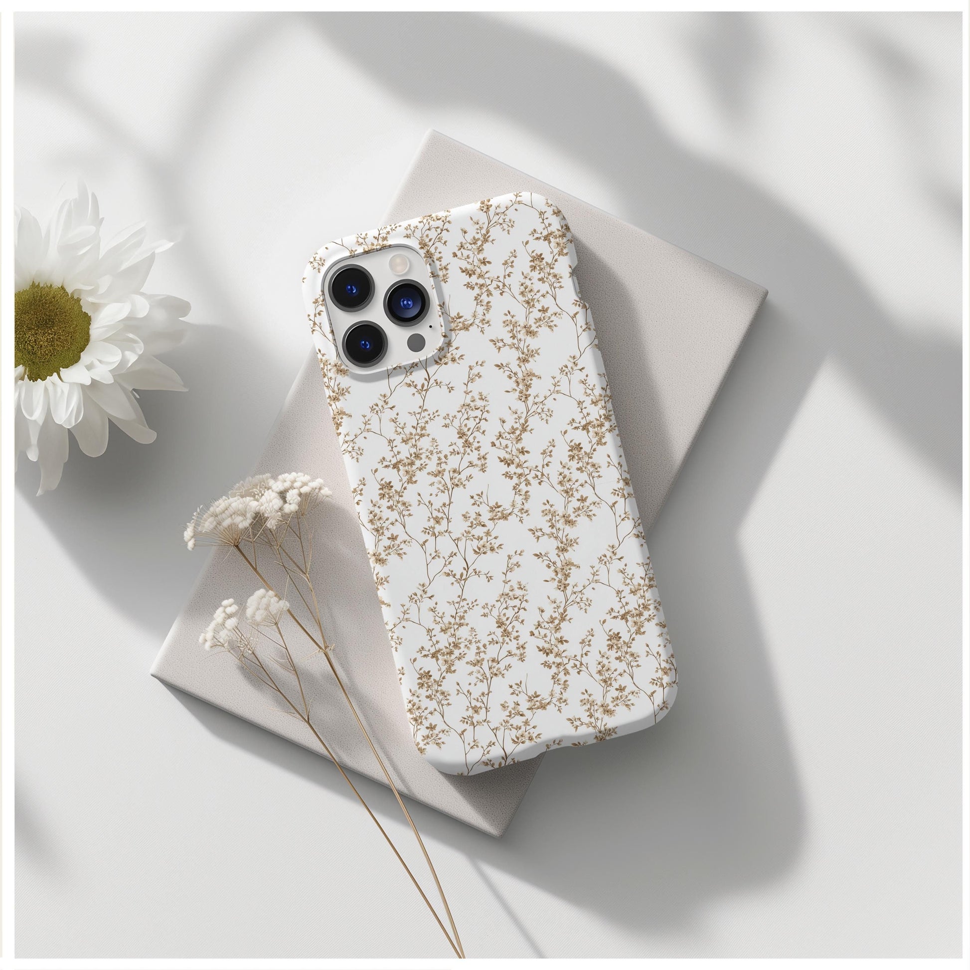 Toile De Jouy gold flower phone case