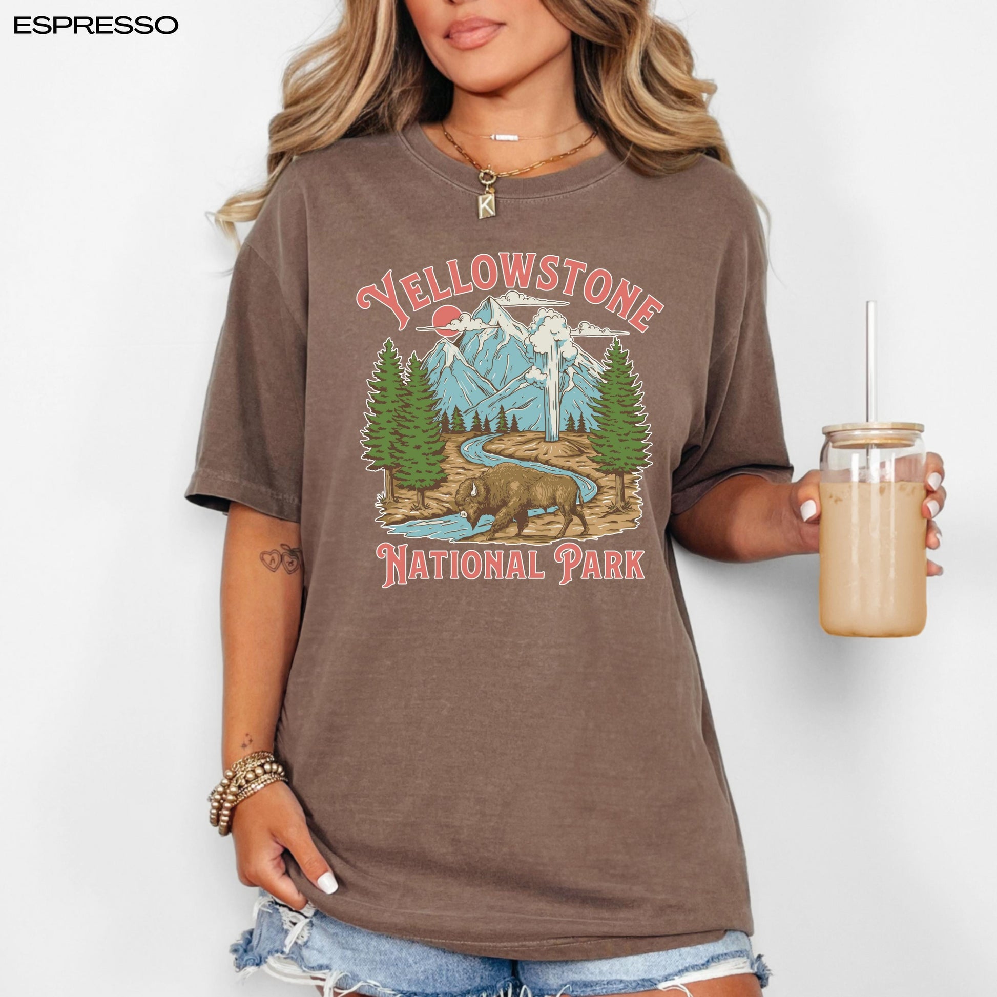 Yellowstone national park t-shirt, Comfort colors t-shirt, Yellowstone tee, retro vintage camping shirt, oversized tee, yellowstone gifts