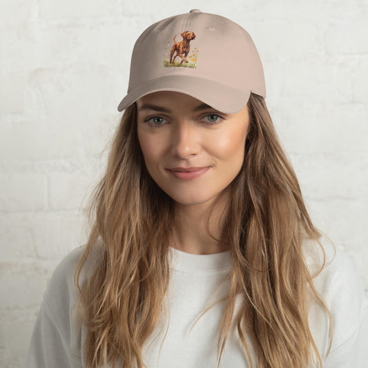 Vizsla Wildflower Hat in color sand